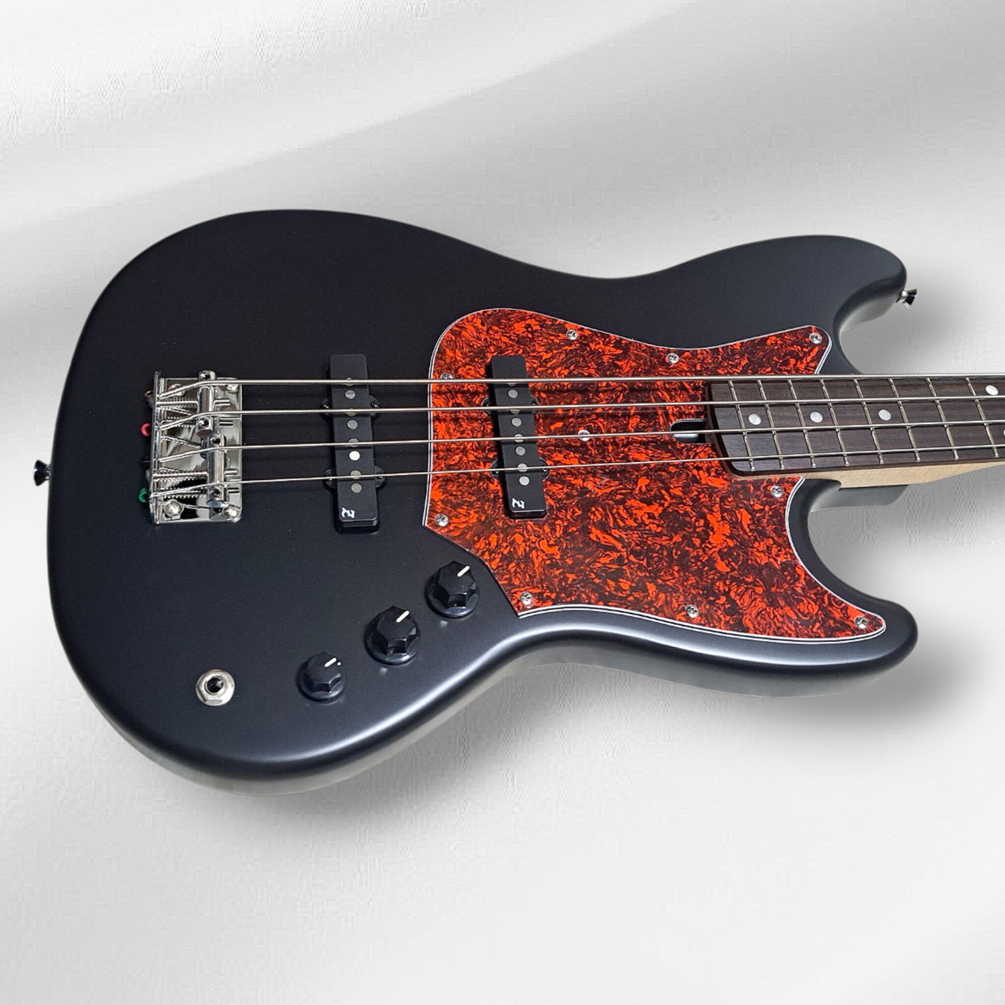 アトリエ・ヴィンテージ Atelier Z Baby Z Vintage J4 Mustang Style Shortscale – BassJapanDirect