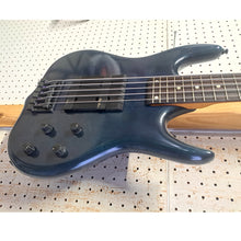 Custom Double thumb ramp for Ken Smith Burner basses