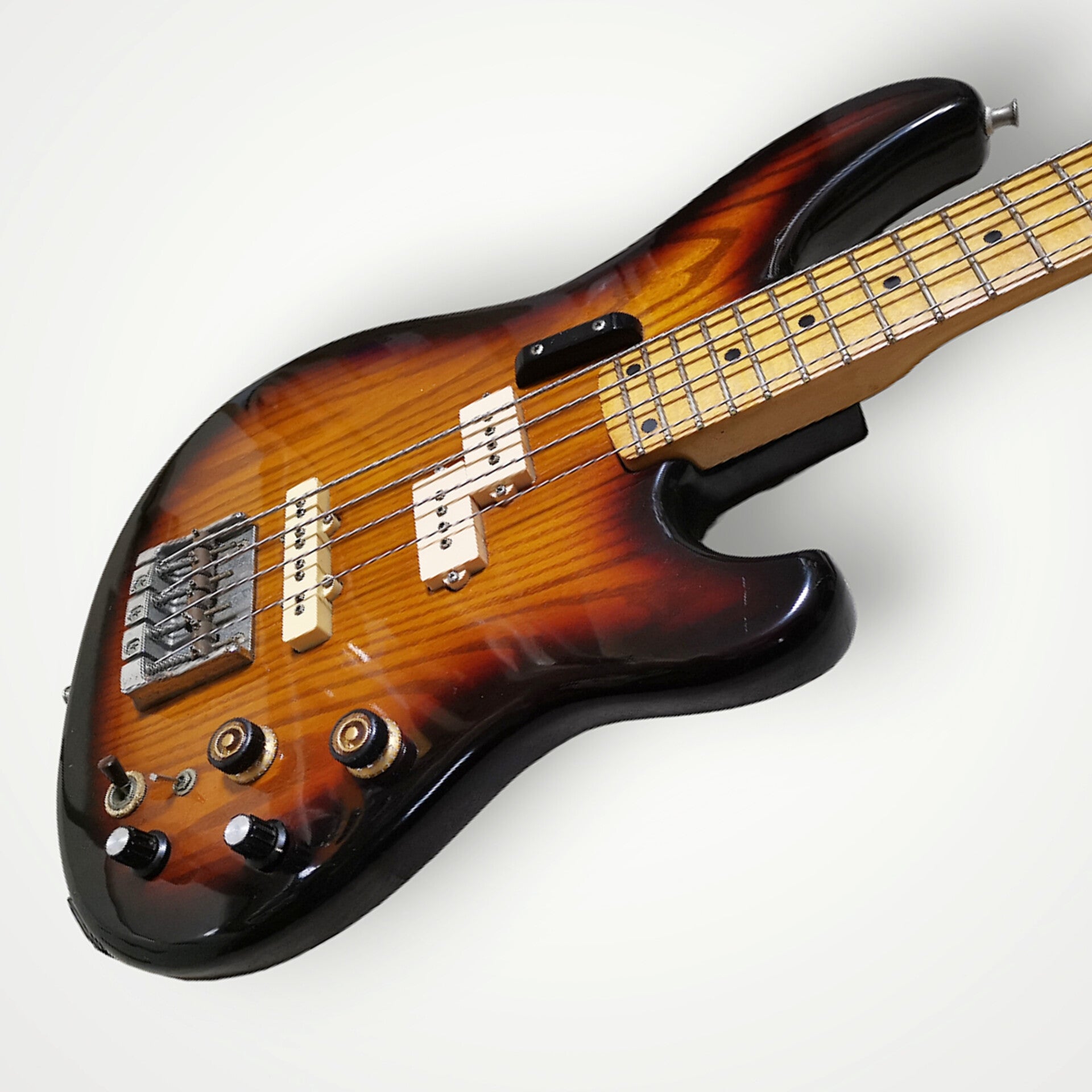 【レア】80年製　アイバニーズ　RS924 美品 Ibanez rs924 1980, Rare, with ohsc! – BassJapanDirect