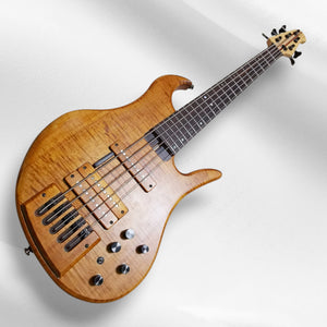 Kanade Weave 5 Short-scale bass Handmade in Ishikawa Japan.