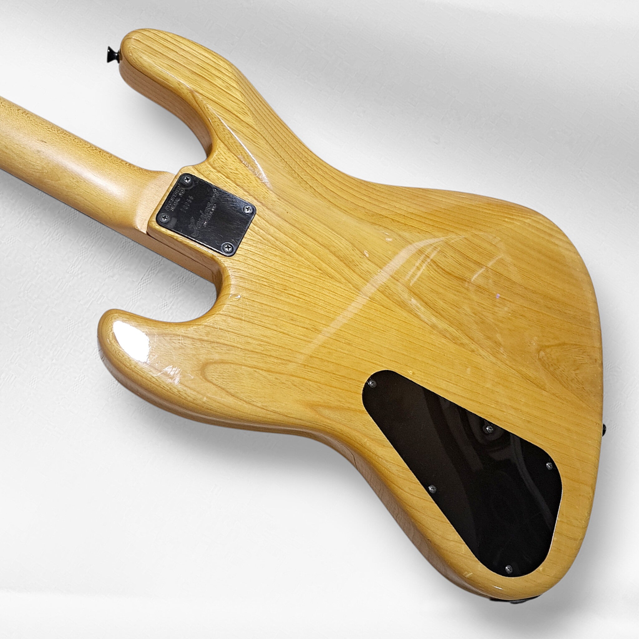 Levinson Blade B2 Jazz Bass 1997 – BassJapanDirect