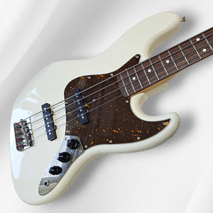 Cool Z Jazz Bass Olympic White circa 2016 – BassJapanDirect