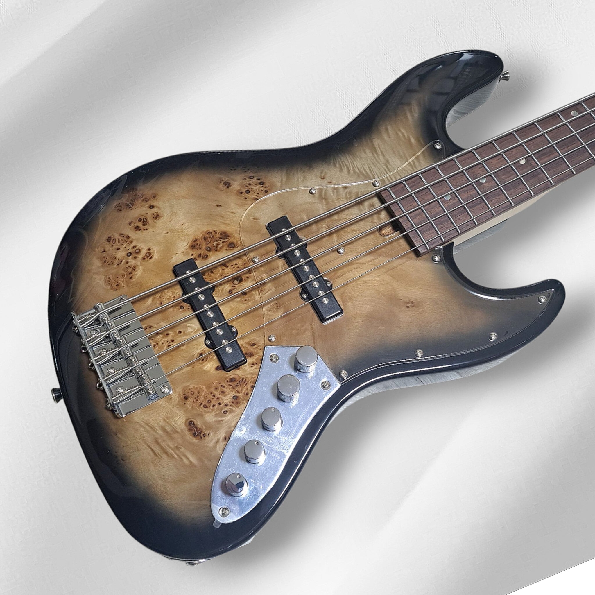 Bacchus Universe WJB5ACT Burl Poplar Black Burst – BassJapanDirect
