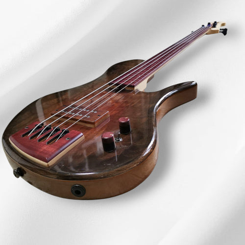 Kanade Weave SC4 Fretless.