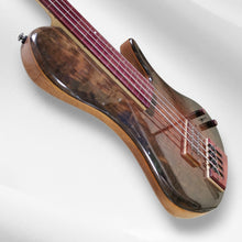 Kanade Weave SC4 Fretless.